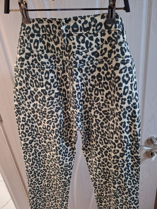 Леопардови дънки Zara