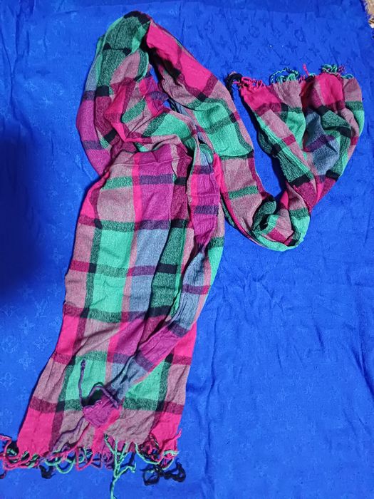 Продам цветной шарф