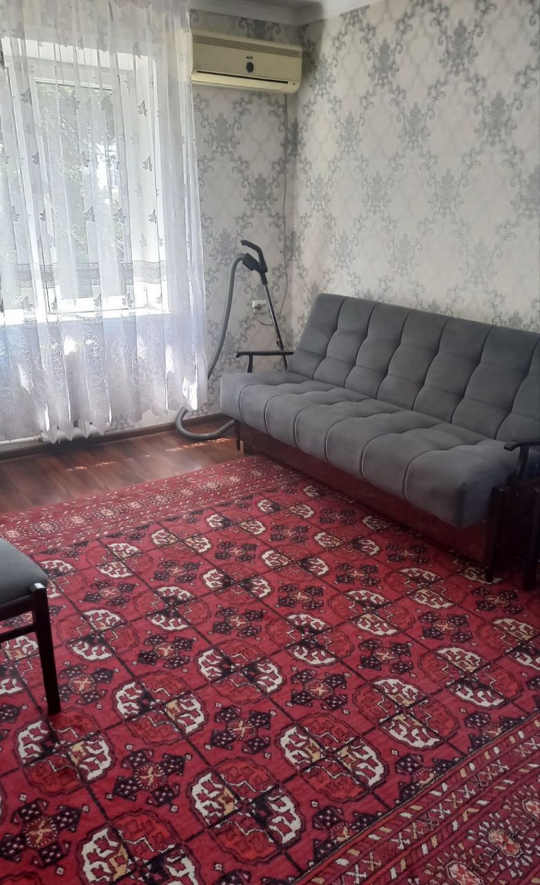 Сдаётся аренда квартиры Мирзо-Улугбекском  орентр гост. Саёхат