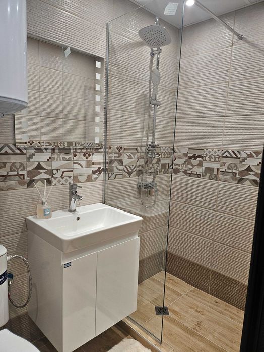 Продава се Тристаен апартамент в Варна, Базар Левски - 60 кв.м за 2999 €/кв.м - Снимка #10