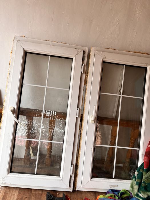 Продам пластиковые окна размер 60/120 с подоконниками