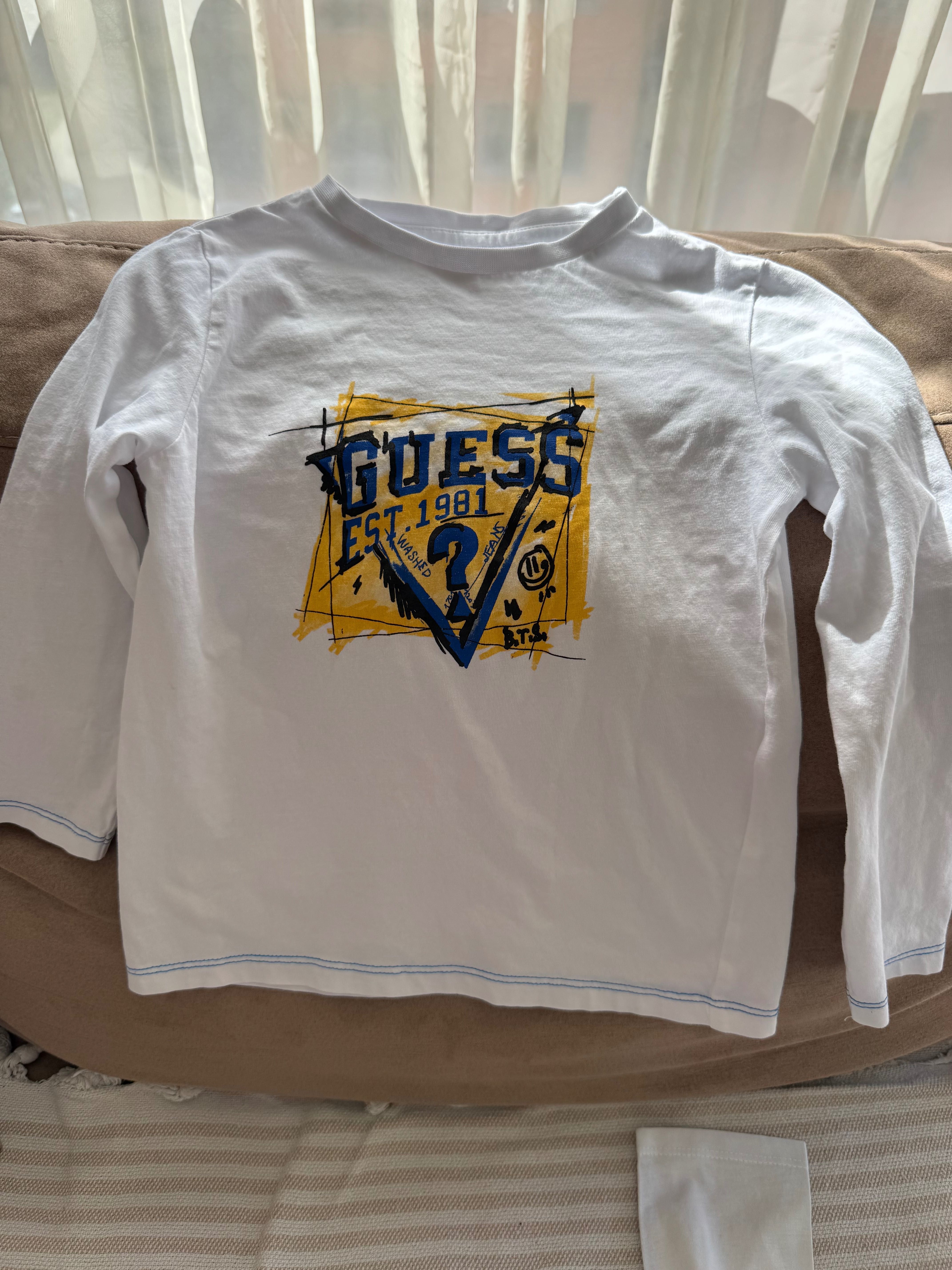 Блузи guess 4г за момче