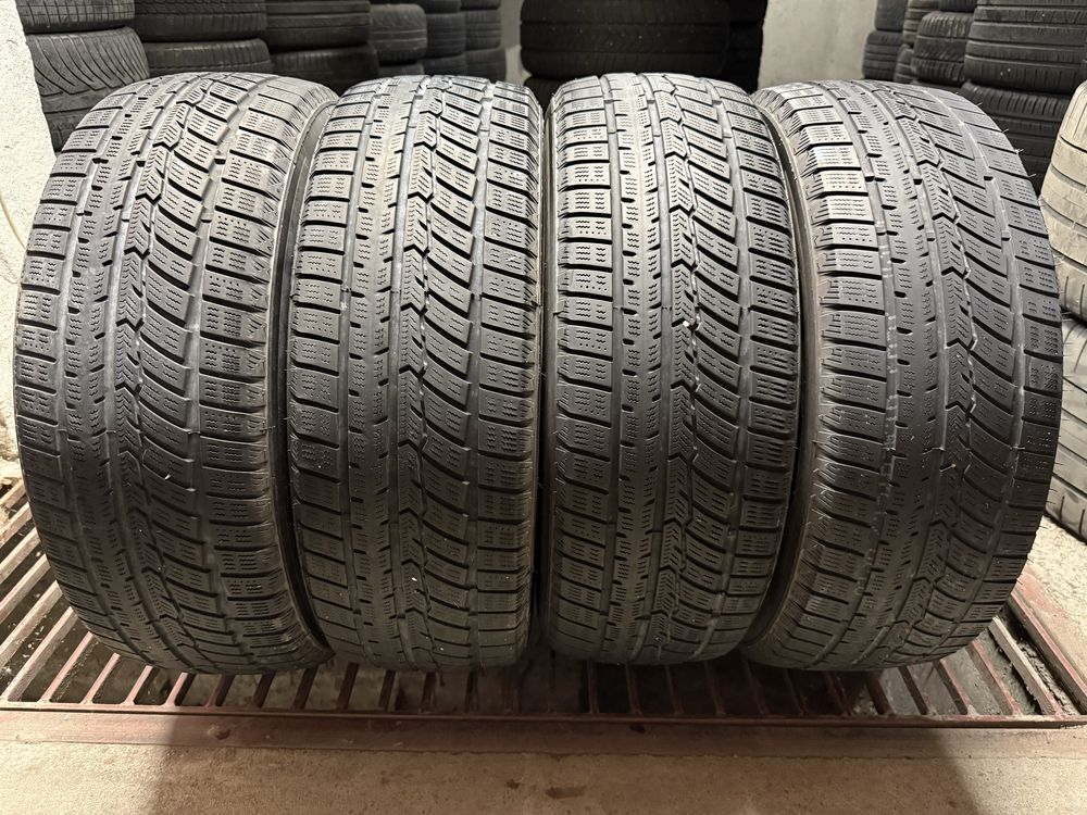 Austone 215/65/16
