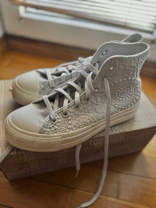 Converse Chuck Taylor All Star Lift Platform, 39.5