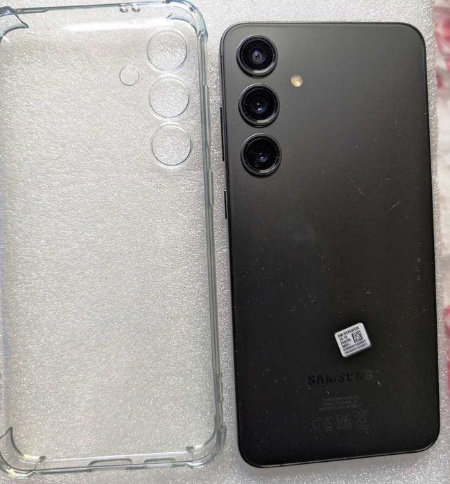 Продавам Samsung 24+ 12/256GB с гаранция