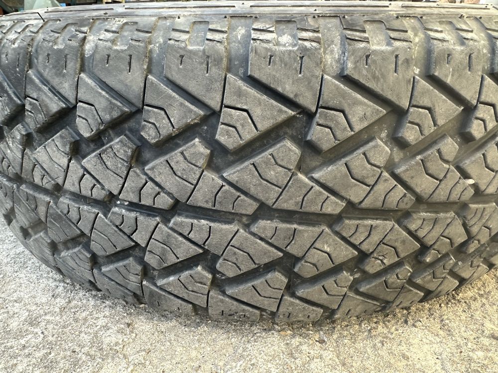 Austone 235/70 r16