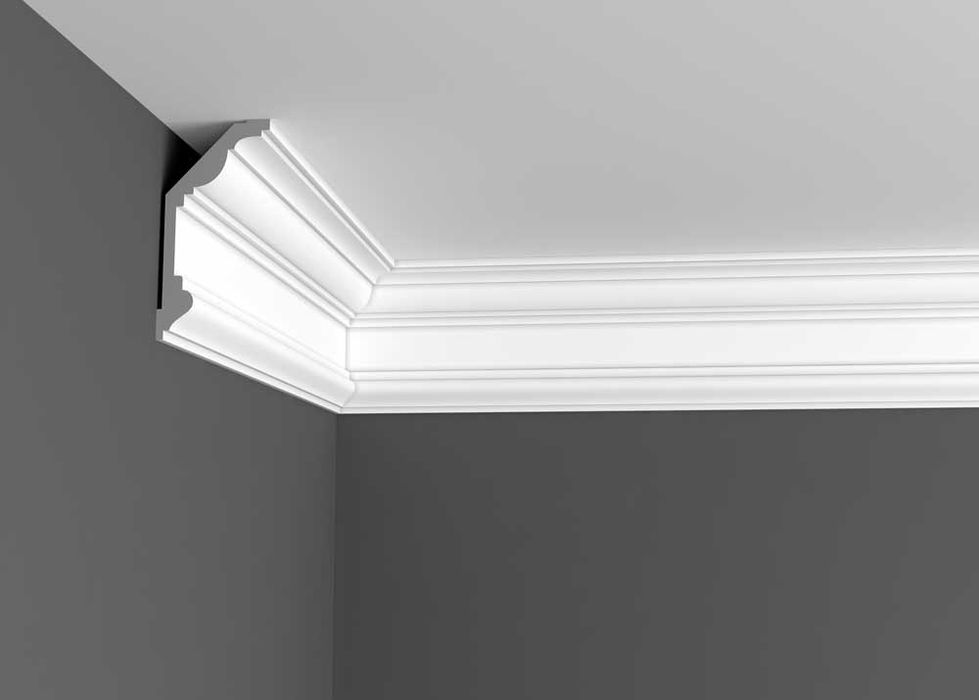 Gips Lepka. Hitech. ramka, karniz, bort, dizaynerski forma. Molding.