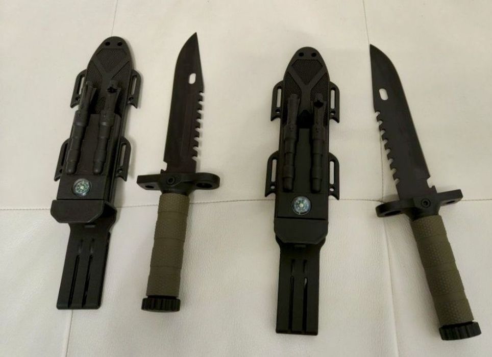 Cuțit militar cu busola aprinzător și ascutitor, cuțit vânătoare Rambo