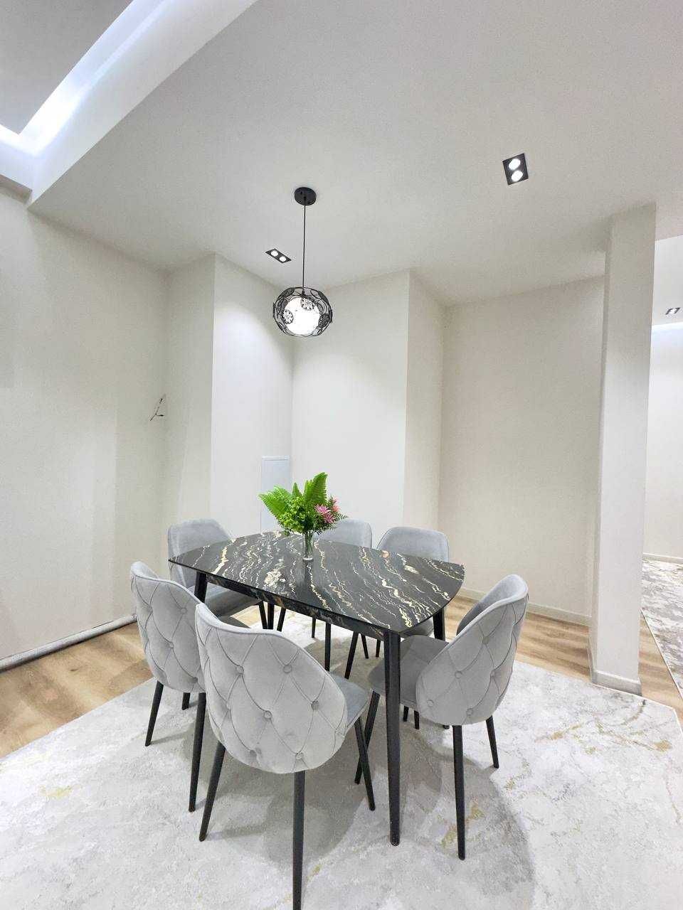 Срочно продаётся 4х комнотная квартира 87кв.м 135000$ харошим ремонтом