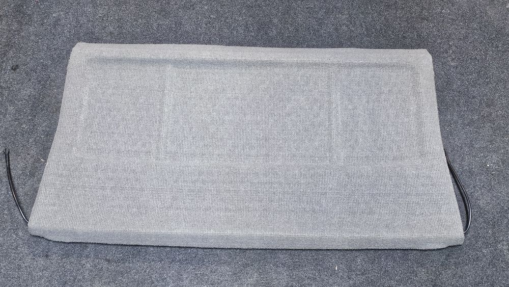 Polita portbagaj originala Volkswagen Golf 2

Stare buna
Se vinde exac