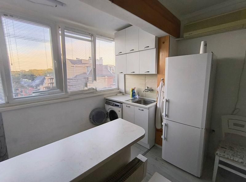 Дава се под наем Двустаен апартамент в София, Овча купел - 50 кв.м за 511 € - Снимка #2