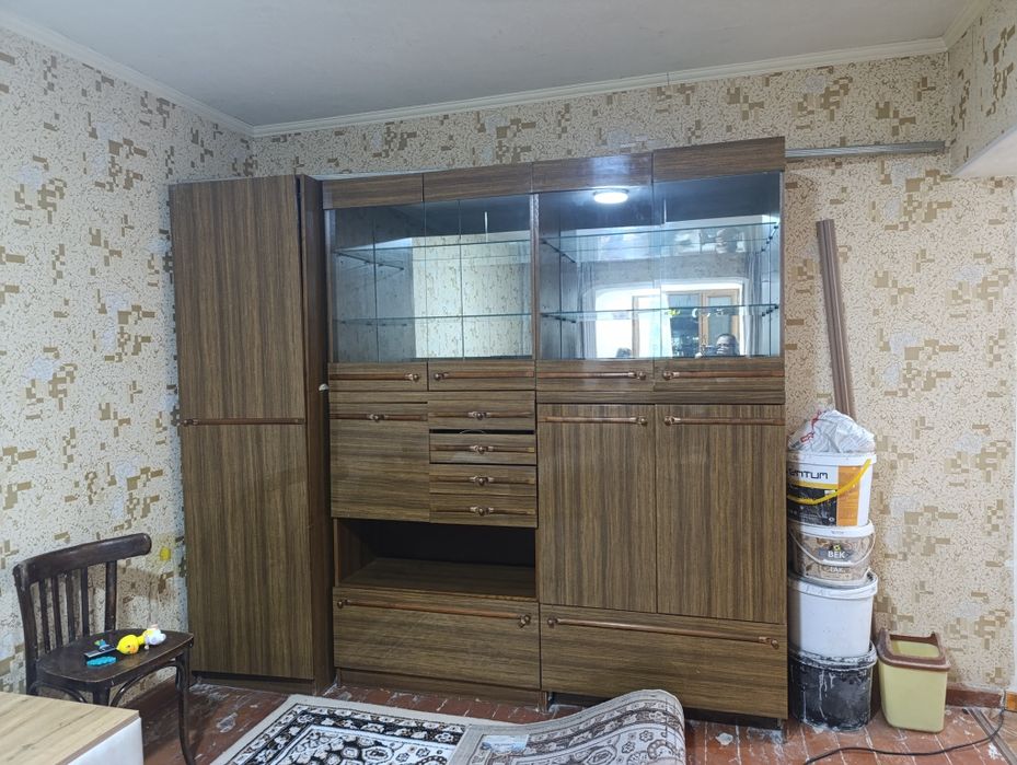 Продается шифоньер, стенка