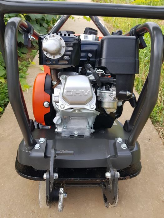 Husqvarna LF 75,placă vibrantă,compactoare,NOUĂ.