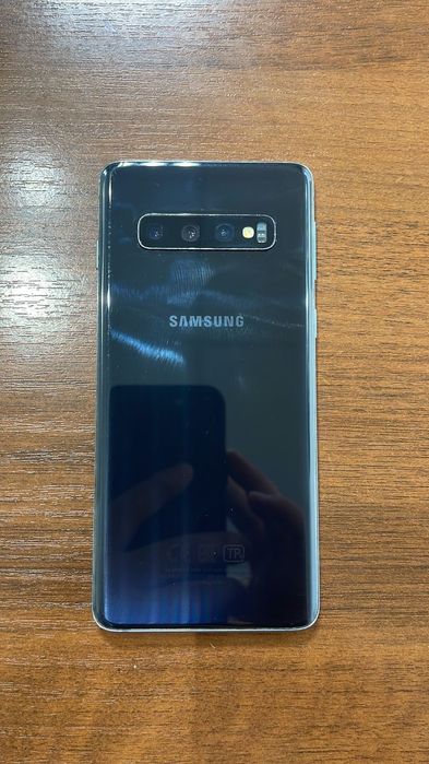 Самсунг S10 продаётся версия:11