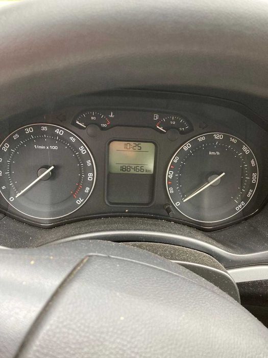 Vand Skoda Octavia II 1.6, MPI, 190000 km, unic proprietar