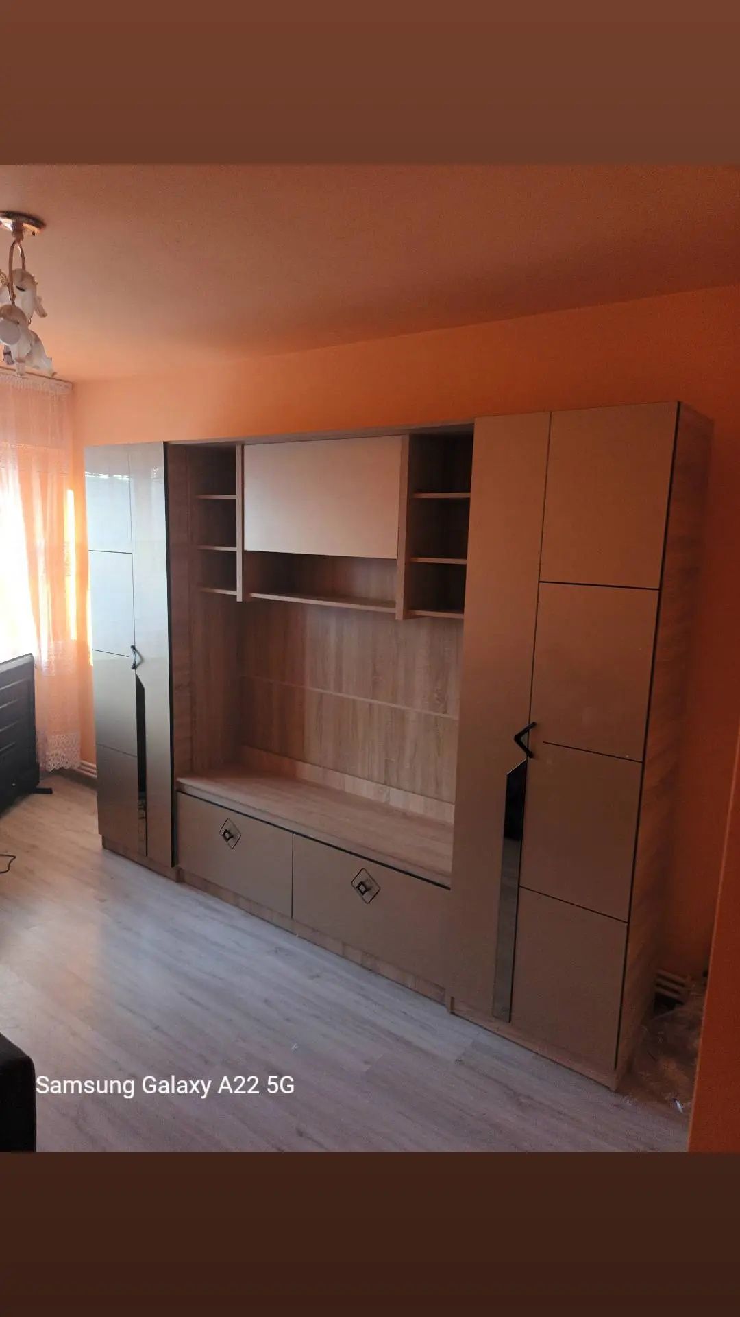 Execut montaj de mobilier,Mobila din diverse magazine .