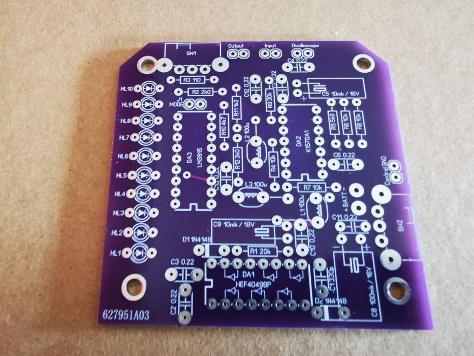 Master KIT NM8032, Прибор для проверки ESR