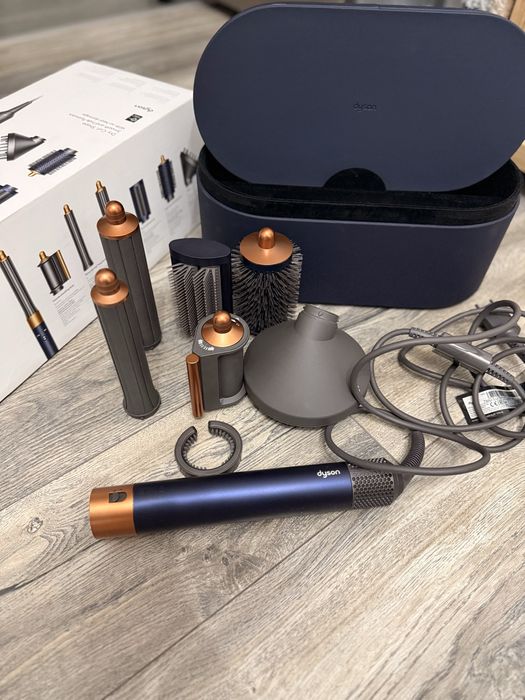 Dyson Airwrap original – 7 accesorii + cutie originală