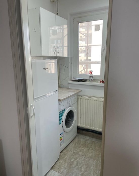 Proprietar închiriez garsoniera Titan Ozana