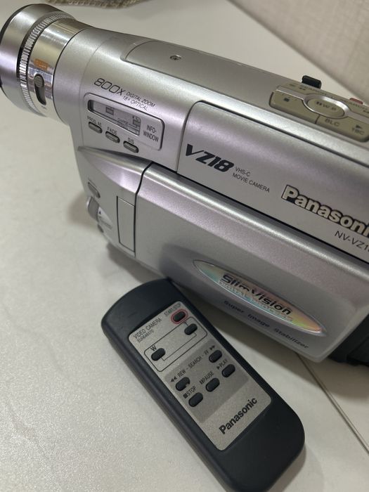 Продам видеокамеру Панасоник.  V-VZ18GC