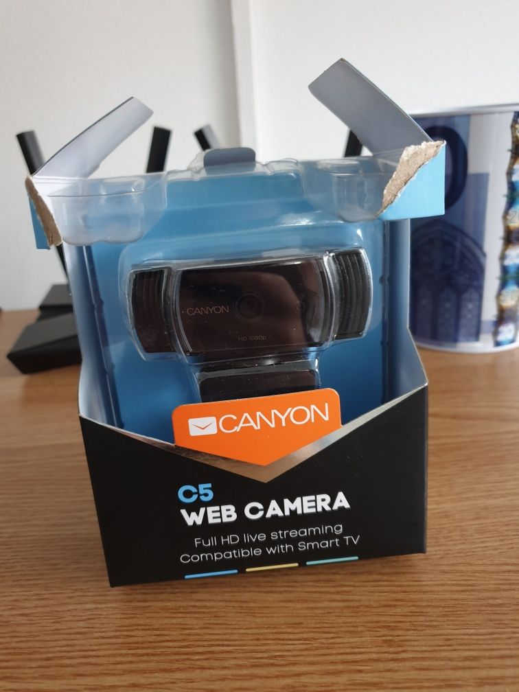 Canyon C5 Full HD streaming camera