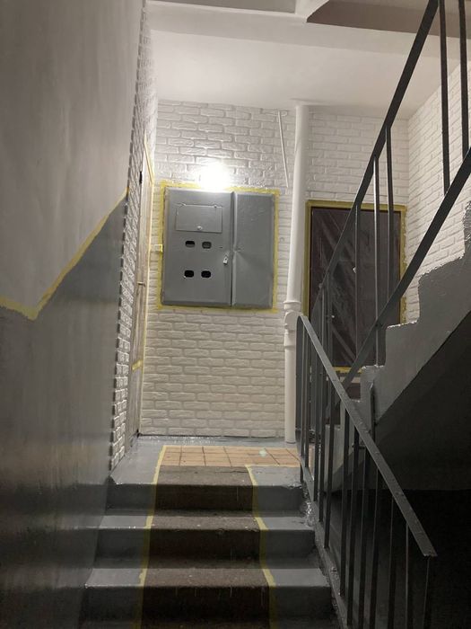 Продается своя квартира 1 этаж на Юнусабаде