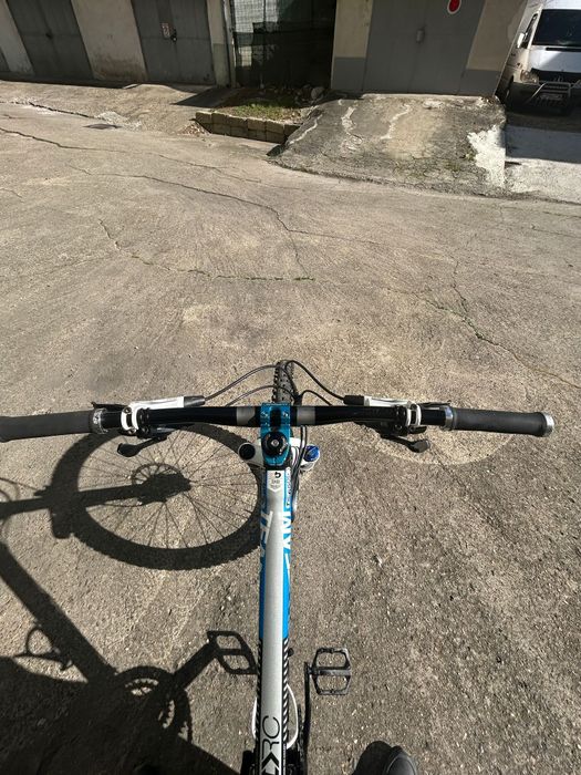 Vând bicicleta full suspension Boardman