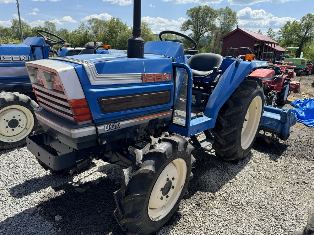 Tractor Japonez Tractoras Japonez Iseki TA  250. DT