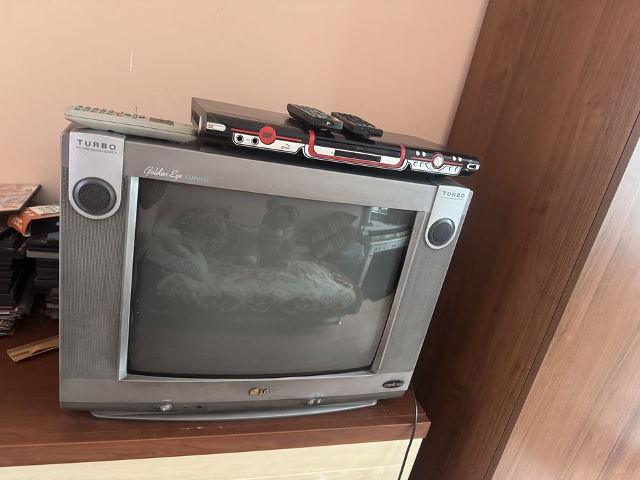 Телевизор LG и DVD