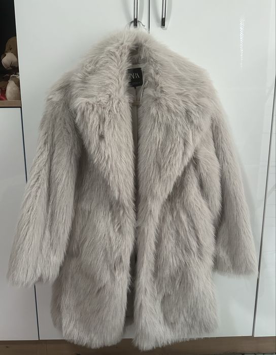 Палто ЗАРА от изкуствен косъм