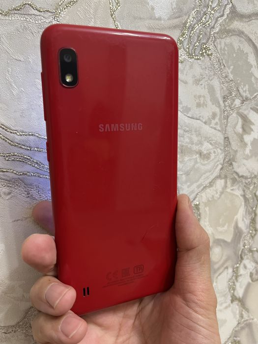 Самсунг А10 /////