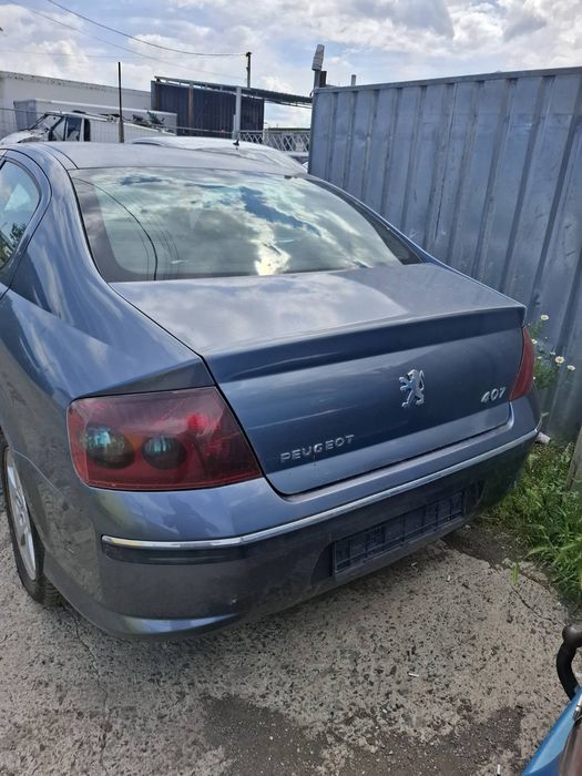 Peugeot 407 2.0 16 V 136 к.с бензин 2005 г.
