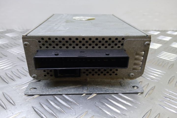 Amplificator auto audio 4F0035223 Volkswagen VW Tiguan prima generati