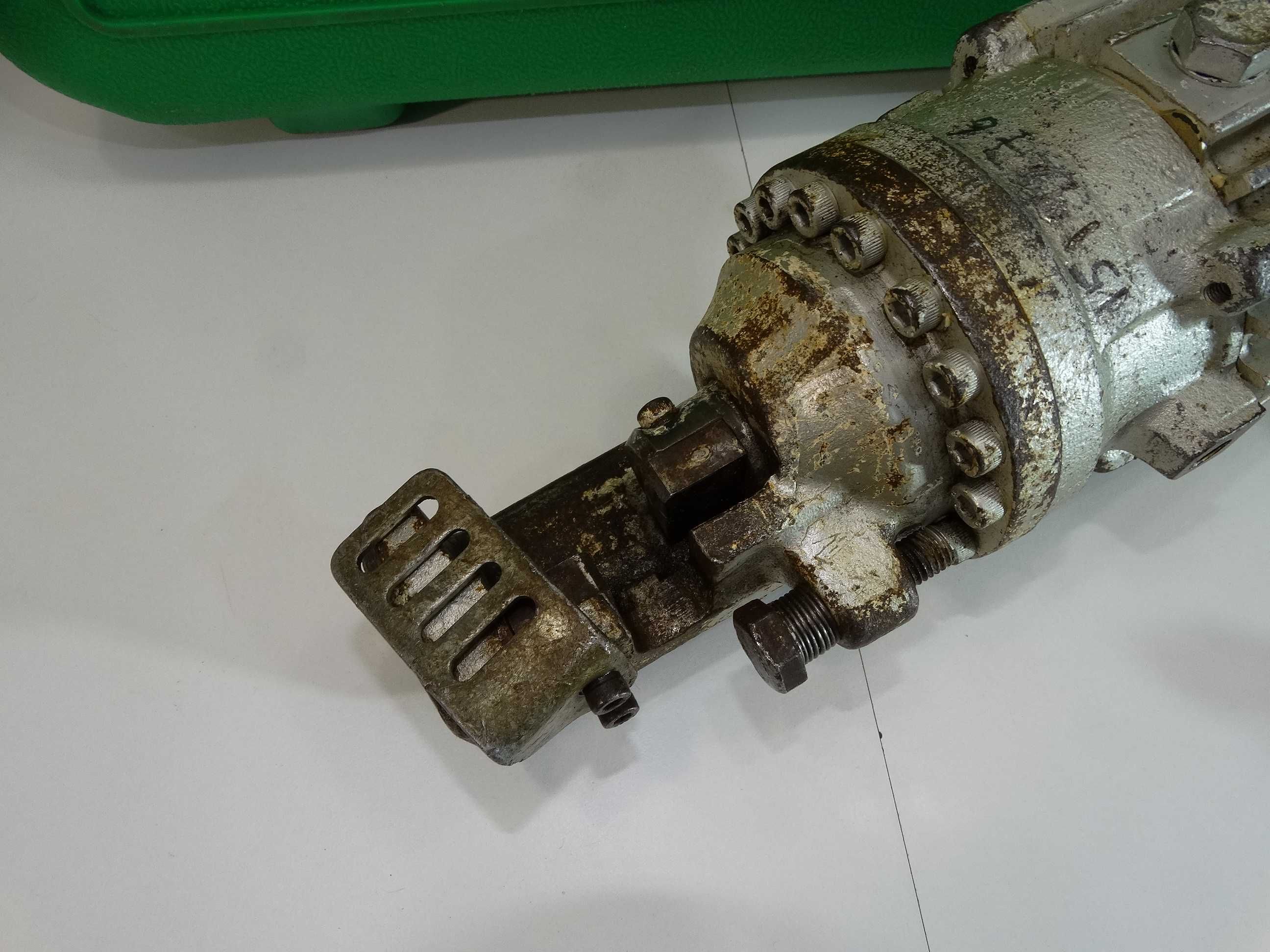 Benfof DC 16M - Машина за рязане на арматура до 16 мм