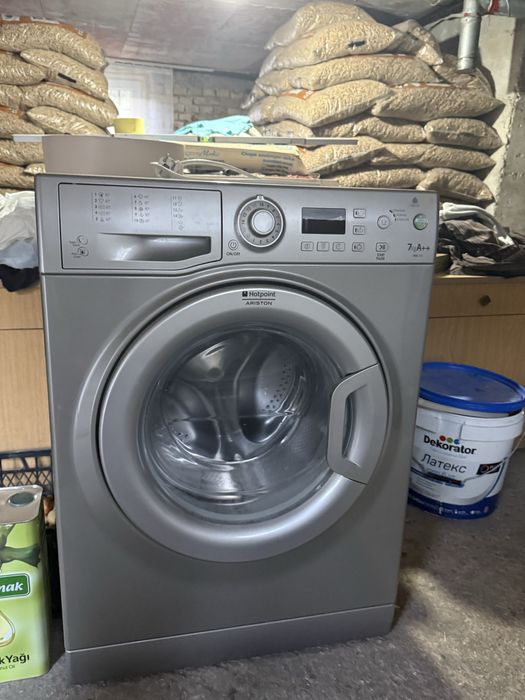 Пералня Hotpoin Ariston 7kg