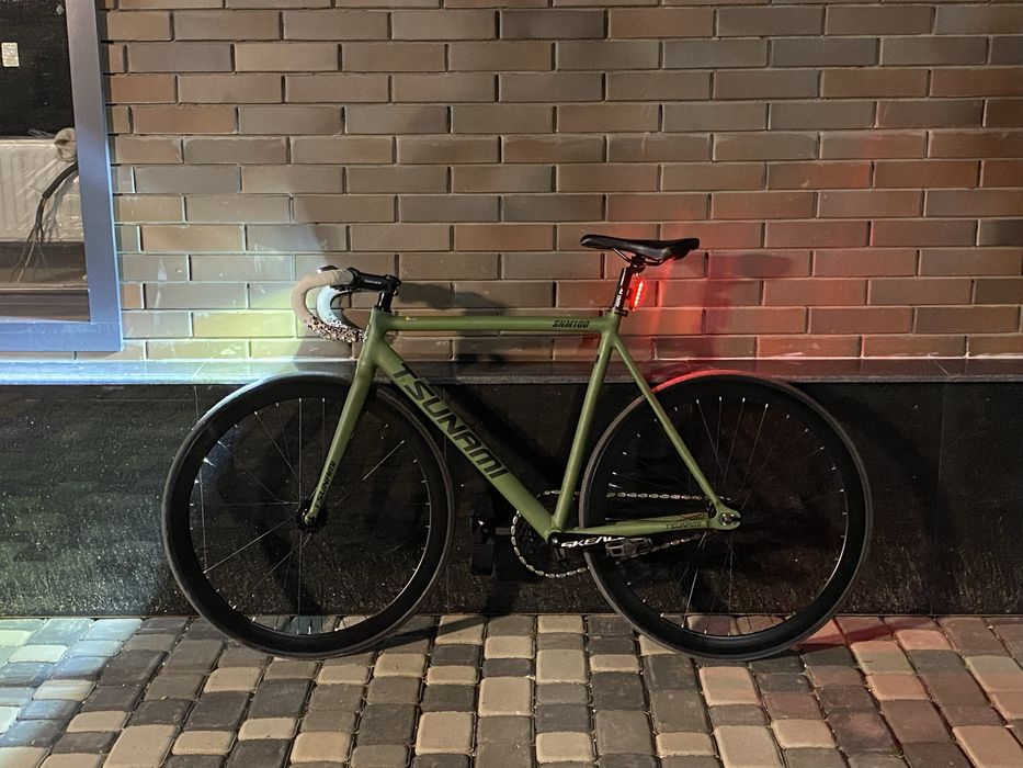 продаю велосипед фикс