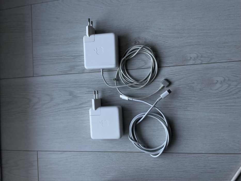 • Incarcator Macbook • Pro • Air