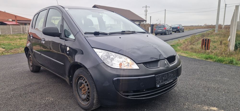 Mitsubishi 2008 benzina  950 euro fix