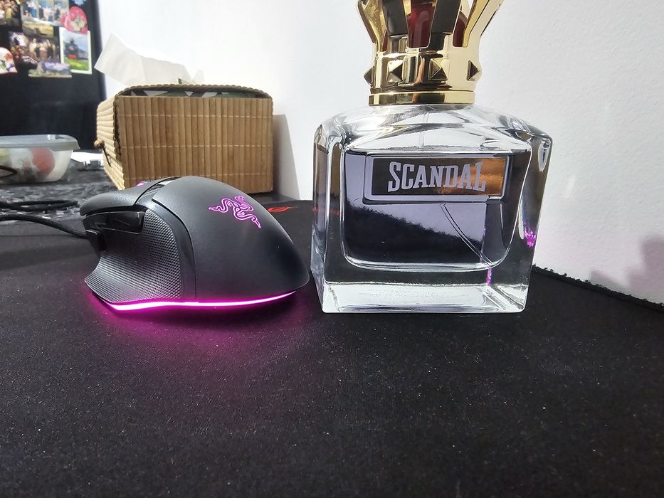 Mouse gaming razer basilik v3