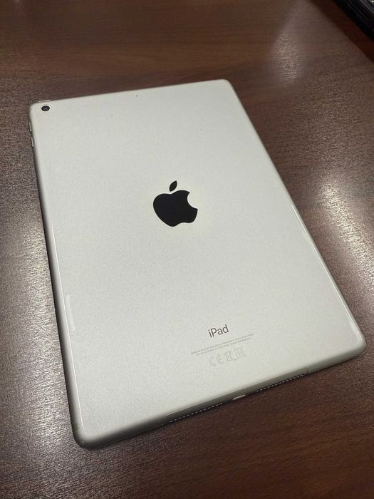 Tableta iPad 6th generation 2018 32GB model MR7F2HC/A negru