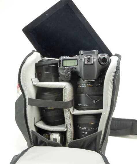 Lowepro Urban Photo Sling 250 (лучшая сумка для фотооборудования)