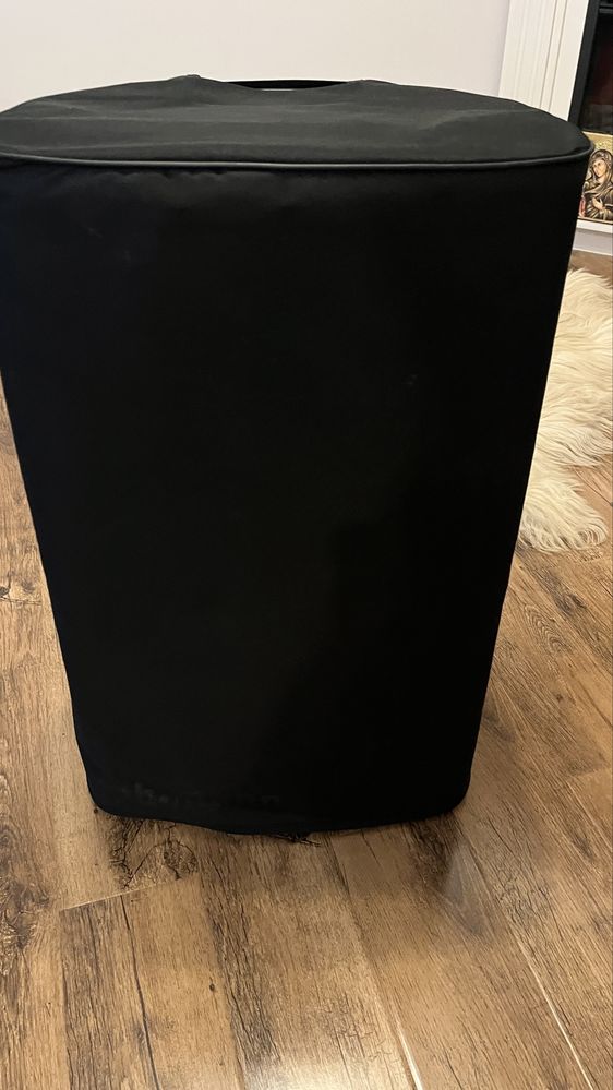 Vand 2 boxe Jbl 615