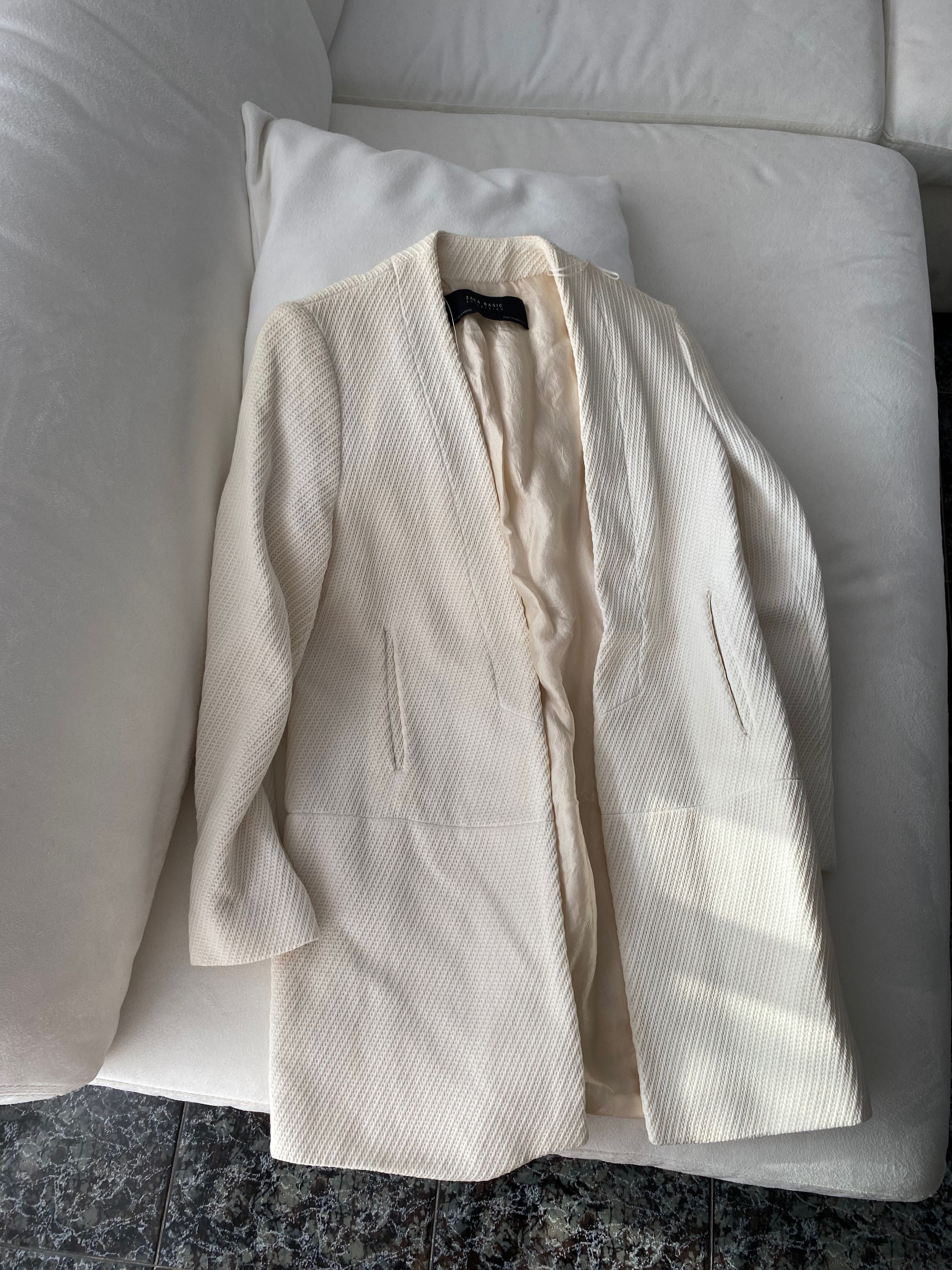 Бяло палто Zara Зара