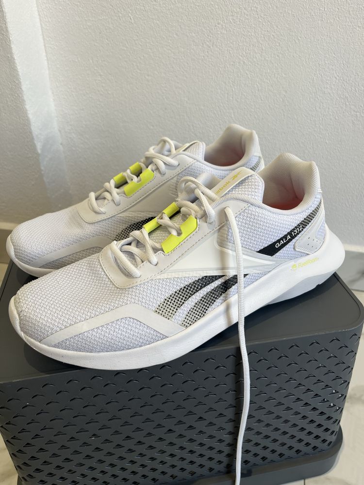 Adidasi Reebok barbati , marime 41 fit 41,5