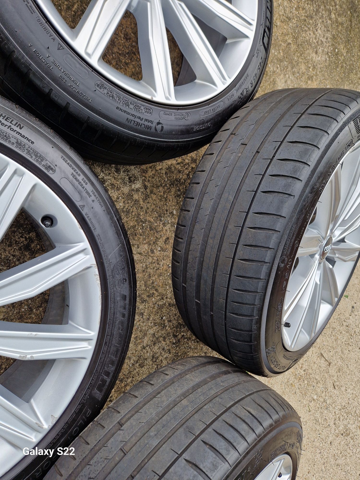 Jante Audi A6 S6 anvelope vara 245 45 19