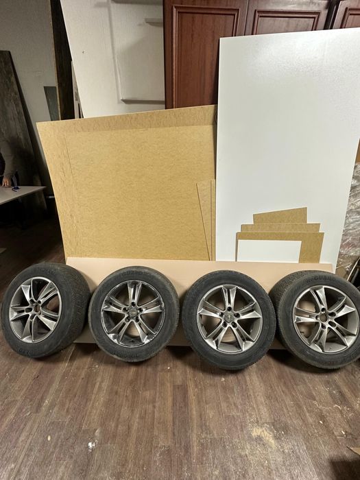 СРОЧНО! Продам резину с дисками 205 х 60 х 16