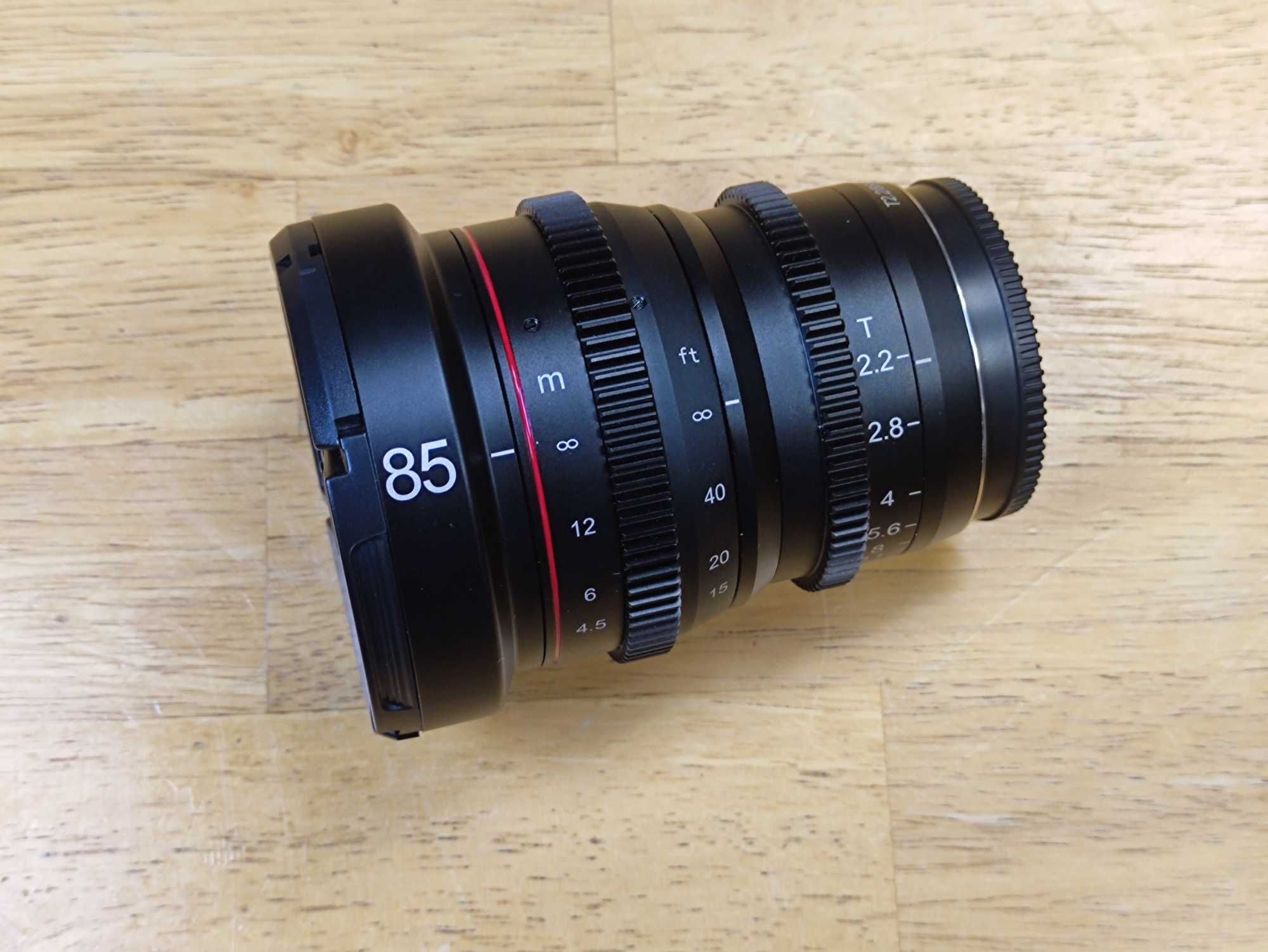 Meike 35mm, 50mm, 85mm T2.2 филмови обективи