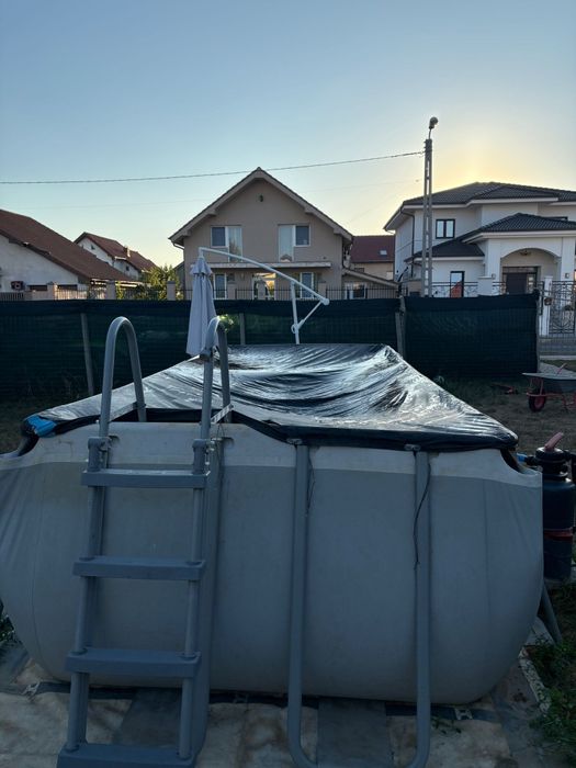 Vând piscină supraterana