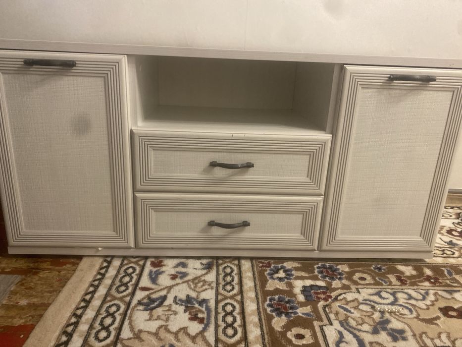 Тумба под телевизор