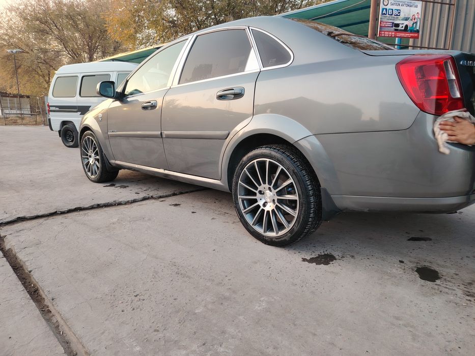 R17 Diska balon sotiladi